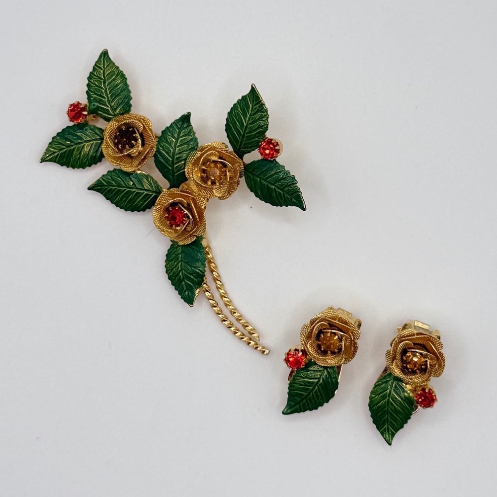 Vintage 1965 Hobe Gold Tone Enamel Rose Brooch and Clip On Earrings Jewelry Set